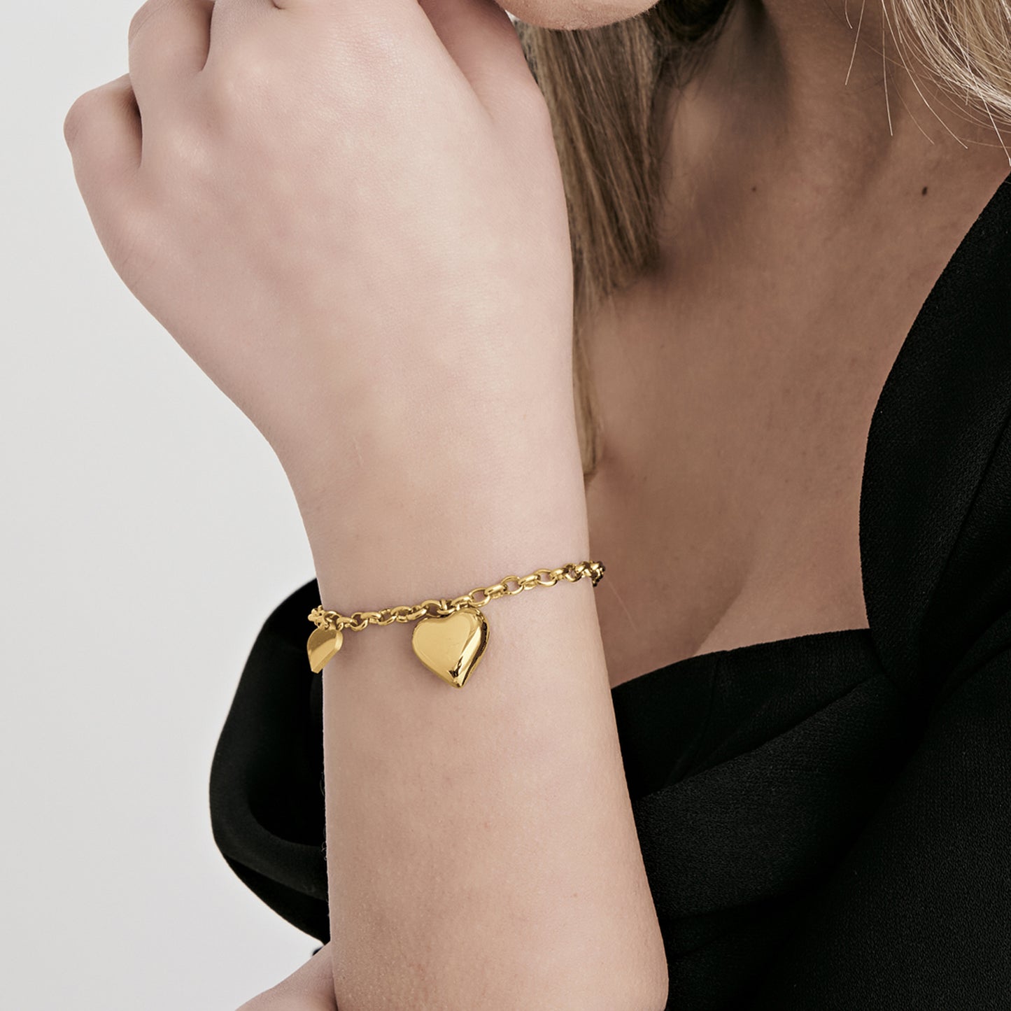 IP GOLD STAHL DAMEN ARMBAND MIT HERZEN