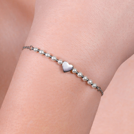 BRACCIALE DONNA IN ACCIAIO E PERLE BIANCHE CON CUORE