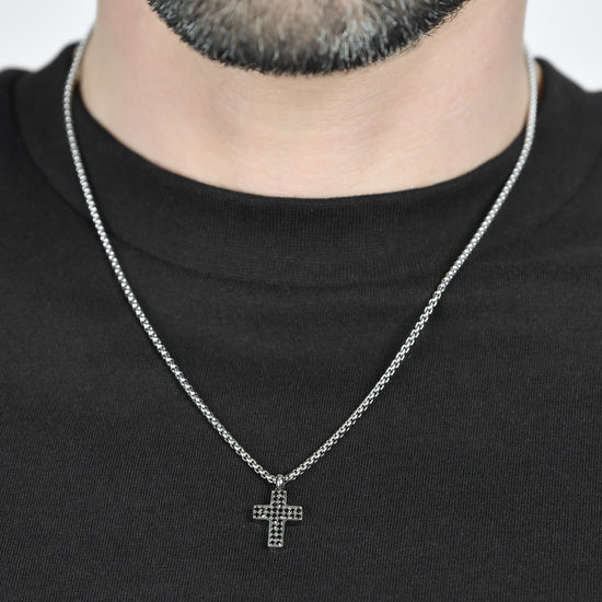 HERRENKETTE MIT KREUZ AUS STAHL UND SCHWARZEN KRISTALLEN